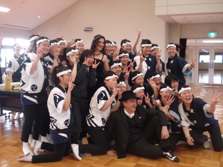 Primeras presentaciones en Japón